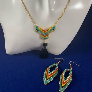 Tahitian Leaf tassel Set